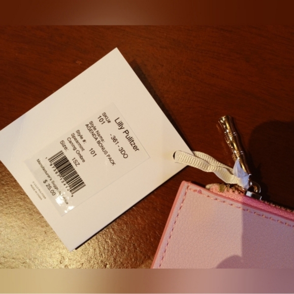 Lilly 5pc Bundle for Home, School, Office. Discount Lilly Pulitzer - Picture 9 of 9